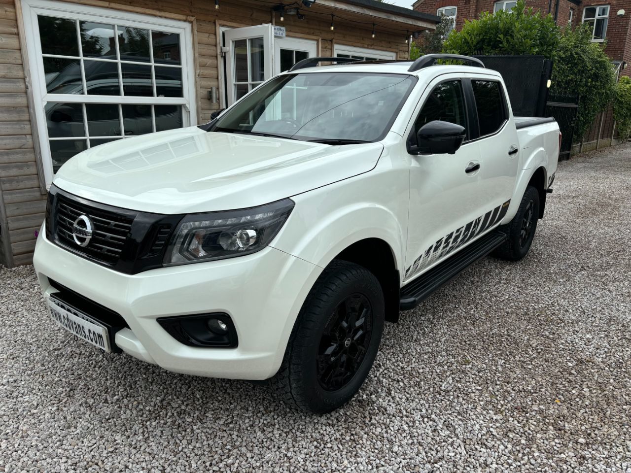 2020 Nissan Navara